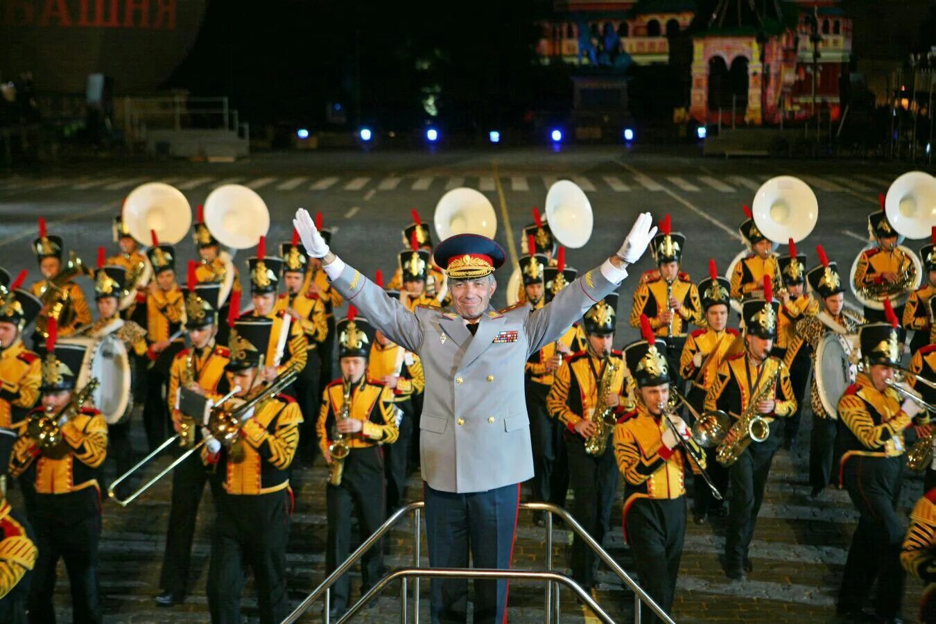 Халилов дирижер парад. Парад оркестров. Музыкальный парад.
