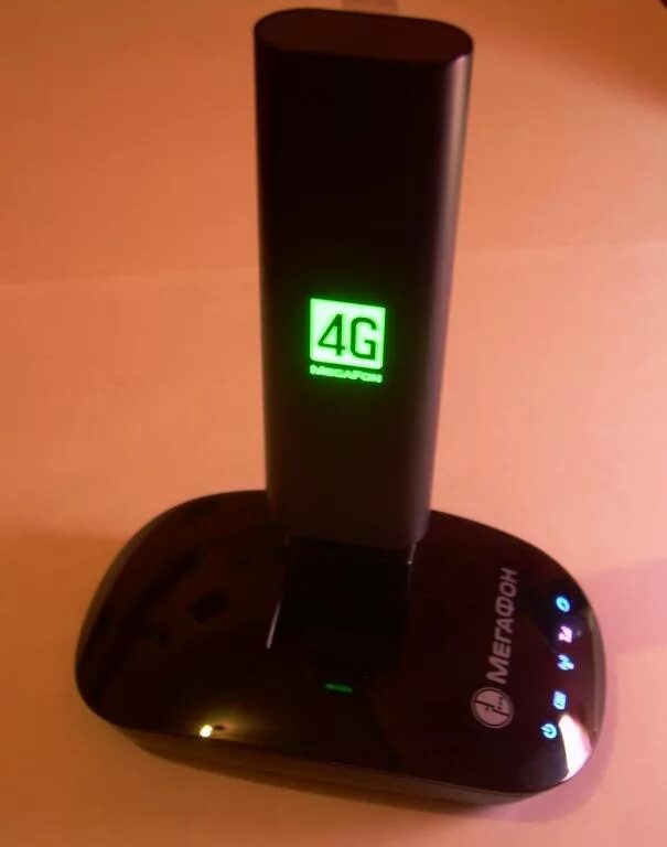 Мегафон 4g wifi. Вай фай роутер МЕГАФОН 4g. МЕГАФОН модем 4g WIFI. Модем МЕГАФОН 4g вай фай. МЕГАФОН вайфай модем 4g.