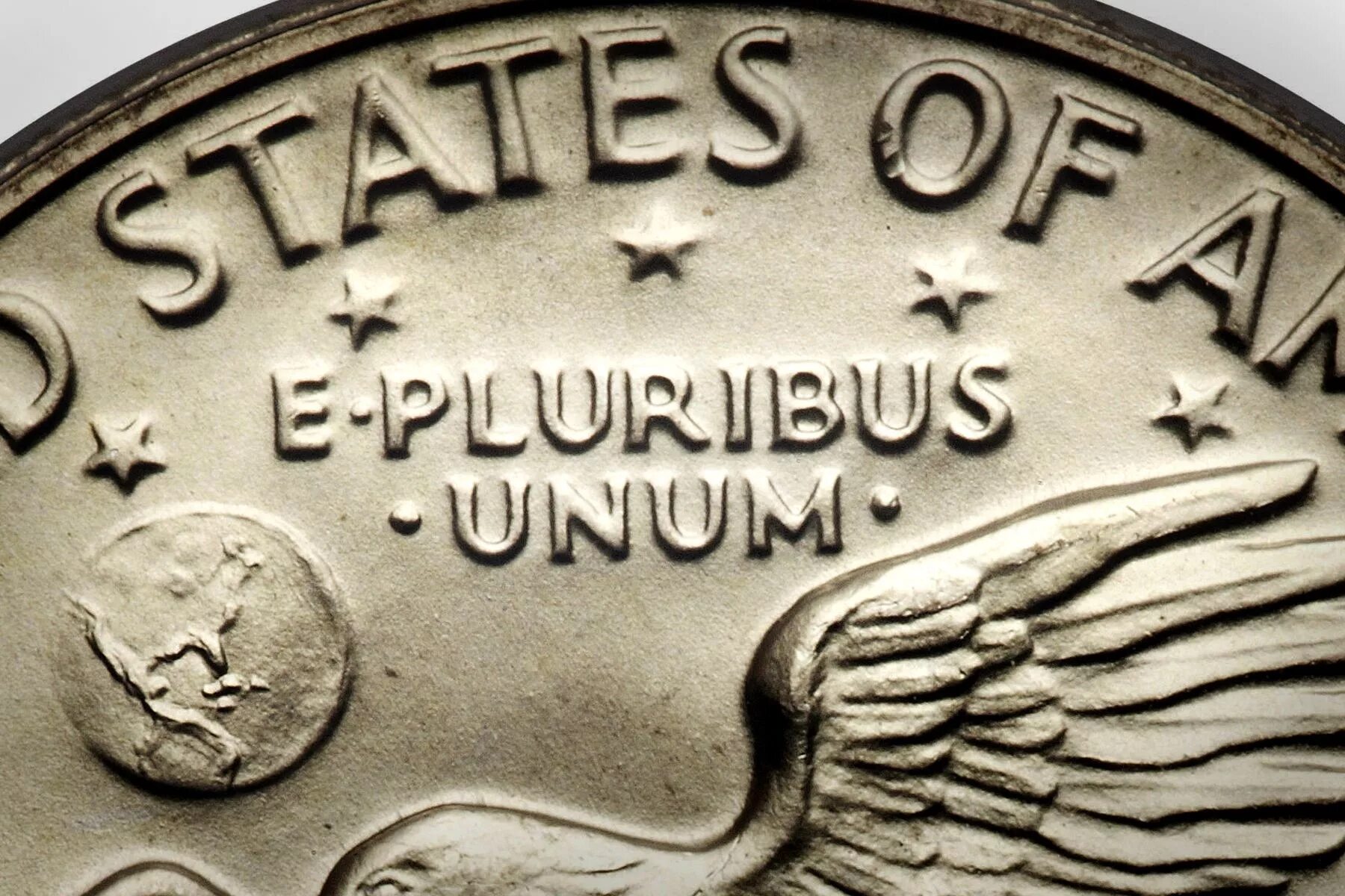 E Pluribus Unum монета. E Pluribus Unum монета 1881. Э Плюрибус Унум. Монета США E Pluribus Unum. Слоган сша