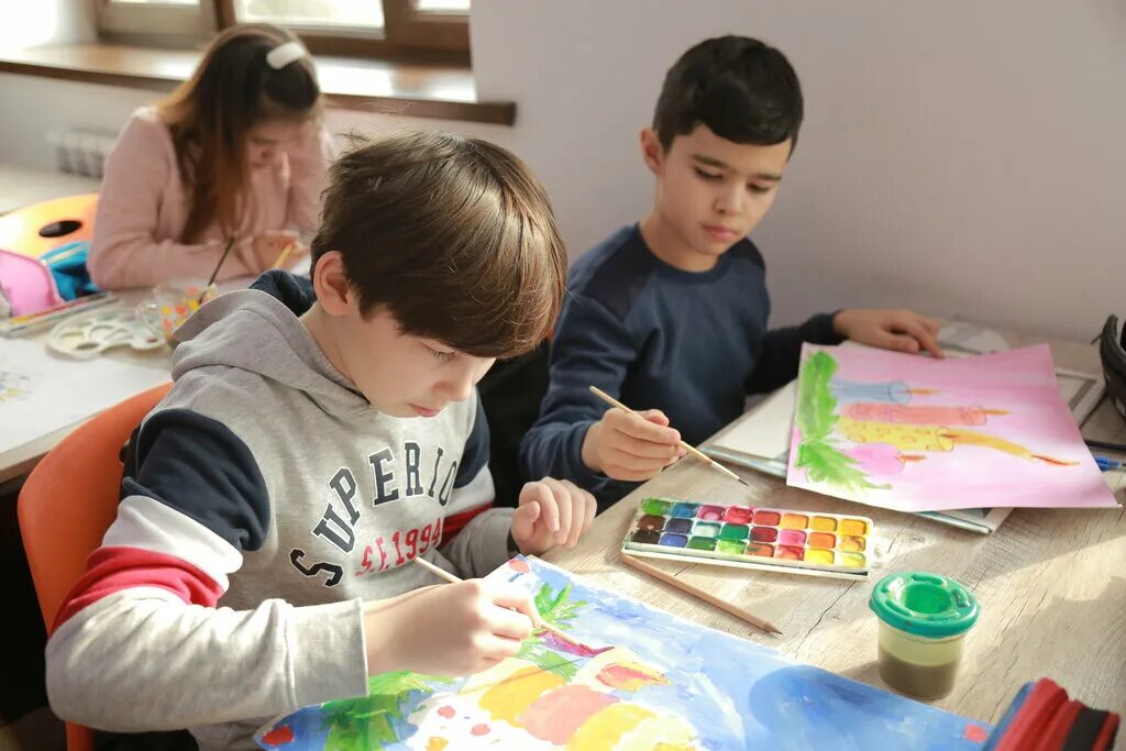 Ученик рассчитывал. Profi School школа Ташкент. Профи скул в Ташкенте школа. Profi Education Ташкент частная школа. Profi-школа.