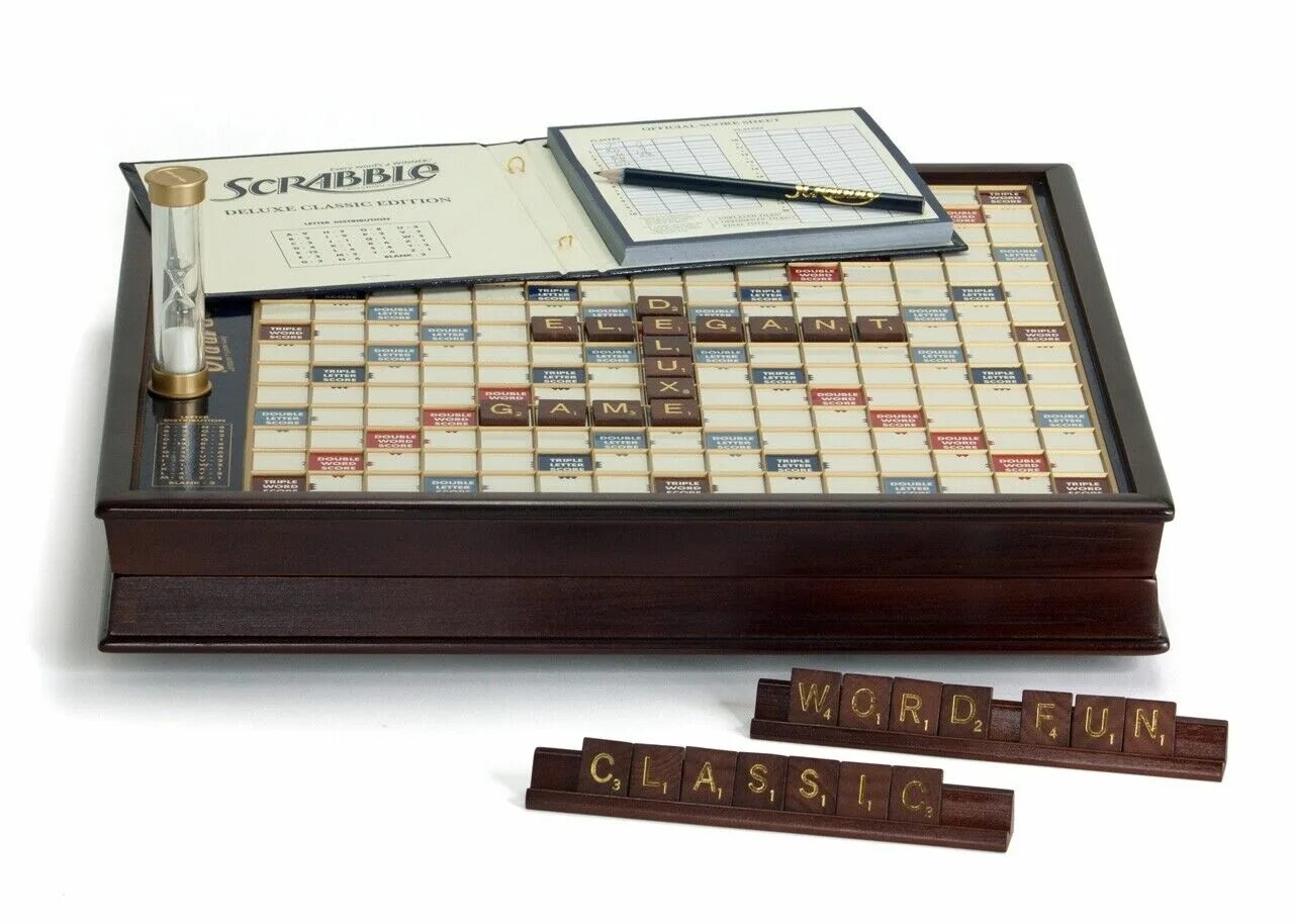Scrabble купить. Скрэббл настольная игра. Rotating Board Скрабл. Scrabble деревянный. Эрудит настольная игра деревянная.