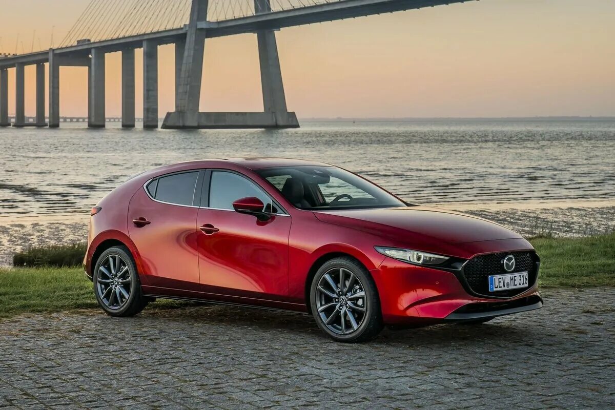 Mazda 3 кузова. Мазда 3 2021. Mazda 3 2019. Мазда 3 новая 2020. Mazda хэтчбек 2020.