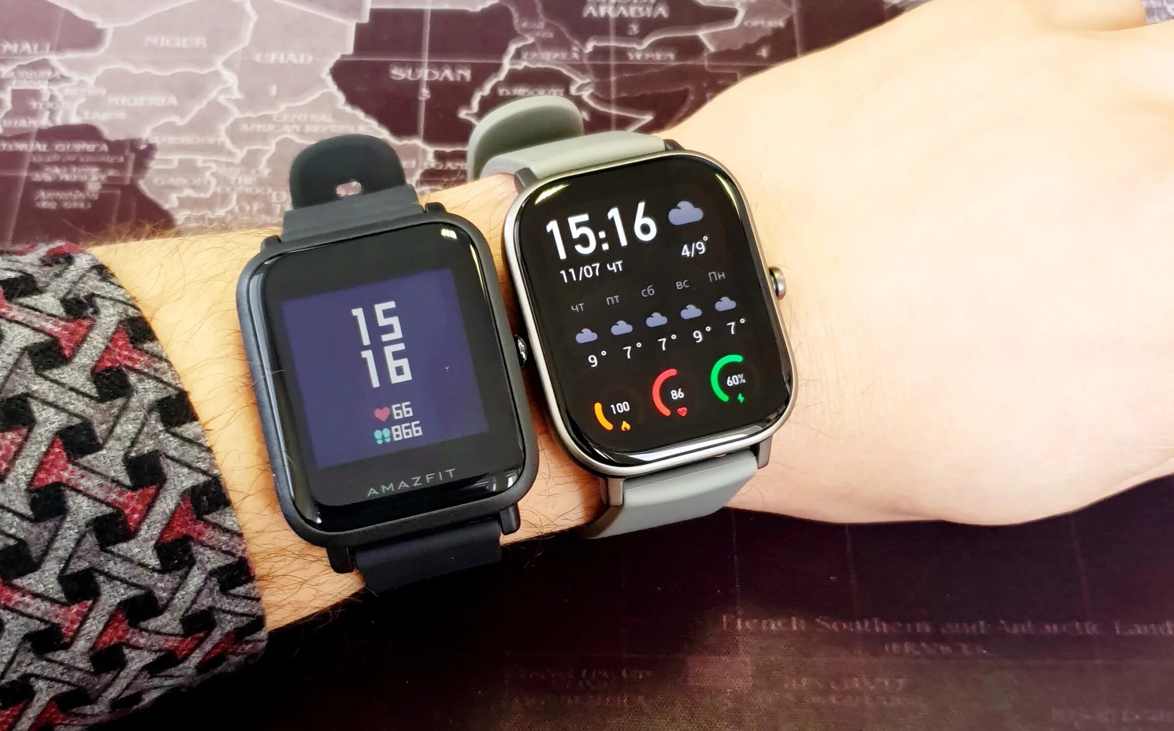 Watch 3 vs watch 3 pro. Смарт-часы Amazfit GTS 2. Умные часы Amazfit GTS 2 Mini. Часы Xiaomi Amazfit GTS 2. Умные часы Xiaomi Amazfit Bip.