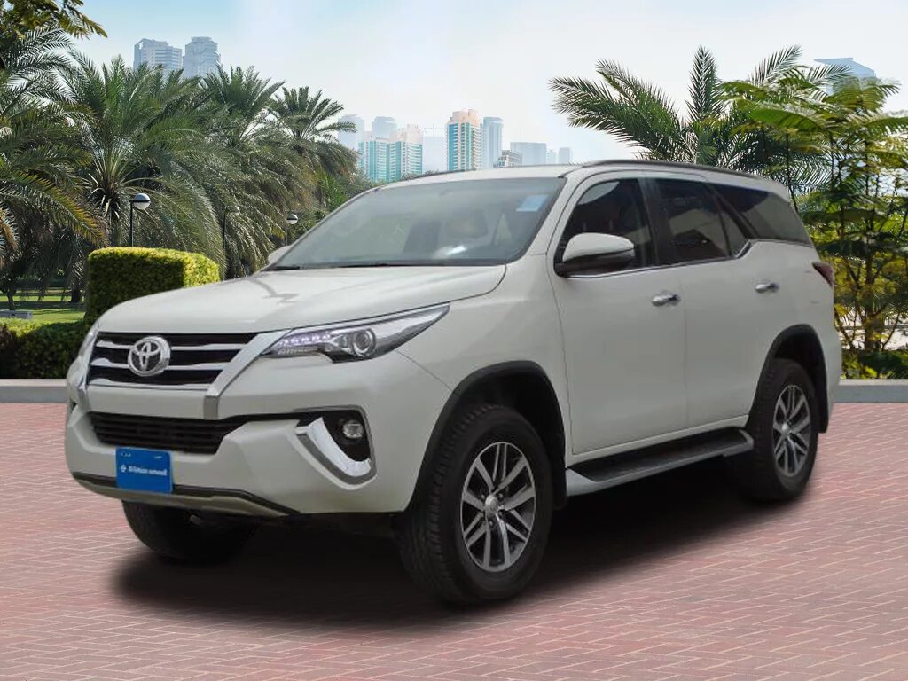 тойота фортунер 2022 белый. Toyota fortuner 2018. тойота фортунер 2019 года.