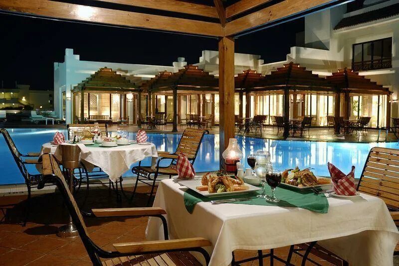 Casa fora. Отель Grand Hotel Hurghada. The Grand Hotel Hurghada 4*. Гранд Плаза Резорт 4 Хургада. Хургада Египет Гранд отель 4 звезды.