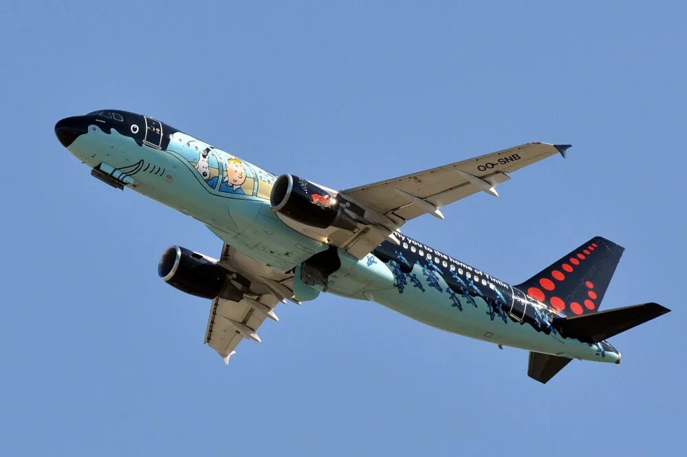 Самолет акула. Акула самолет. flydubai a320. самолет акула фото. s7 самолеты shark.