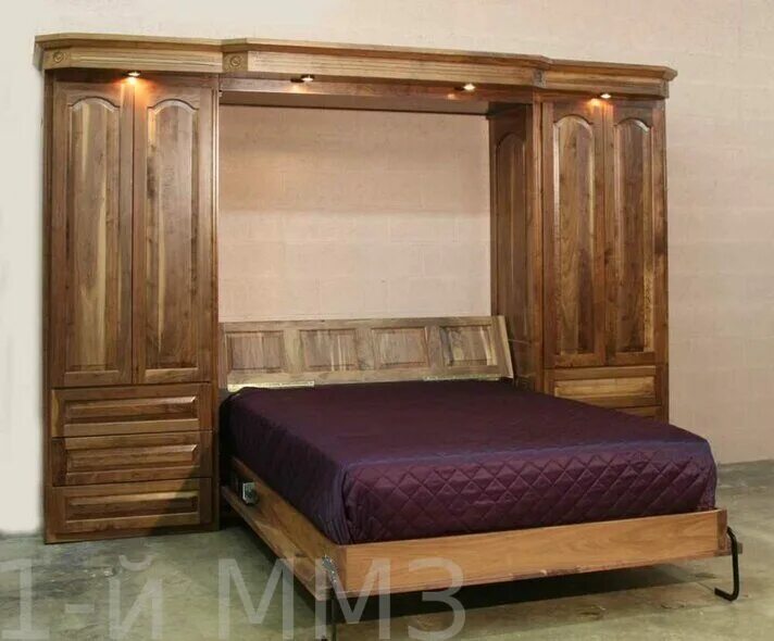 Кровать подъемная из дерева. Кровать трансформер Мерфи. Откидная кровать Мерфи. Шкаф кровать Мерфи. Шкаф-кровать трансформер.