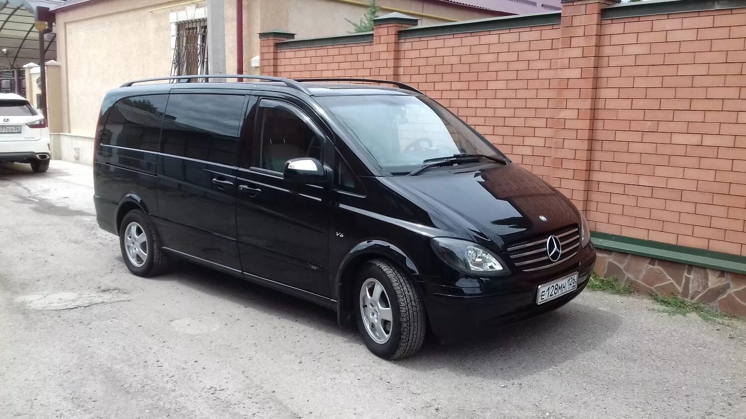 Авито мерседес виано. Мерседес виано 2008. mercedes-benz viano 3s. мерседес виано черный. мерседес виано 3.0 дизель.