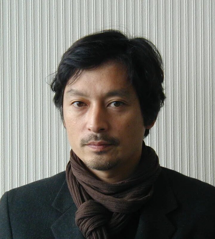 лю цысинь писатель.