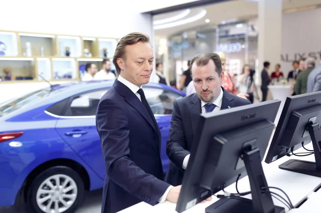 Авилон kia мытищи. Ирина павлович авилон. Сергей невинский авилон. Авилон м управляющая. Авилон москва волгоградский проспект.