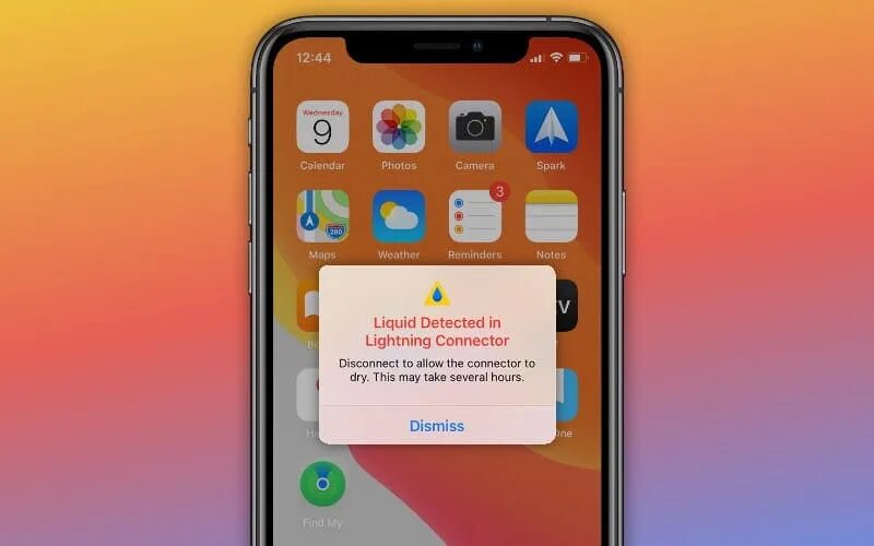 В гнездо попала вода. В разъеме Lightning обнаружена жидкость. Разъем Lightning iphone обнаружена жидкость. Обнаружена вода в разъеме Lightning. Аварийный обход на айфоне.