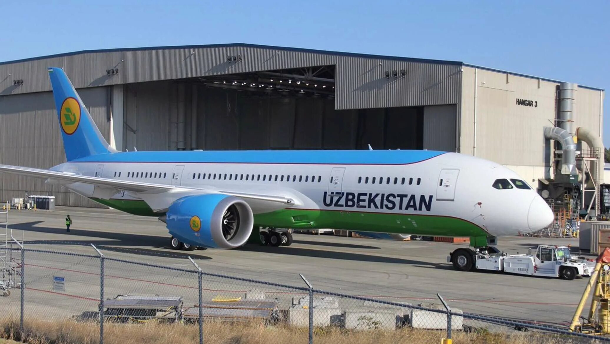 Боинг 787-900. Boeing 787 Uzbekistan Airways. Самолет Узбекистан хаво йуллари. Боинг 787-8 Дримлайнер Uzbekistan Airways. Авиарейсы узбекистана