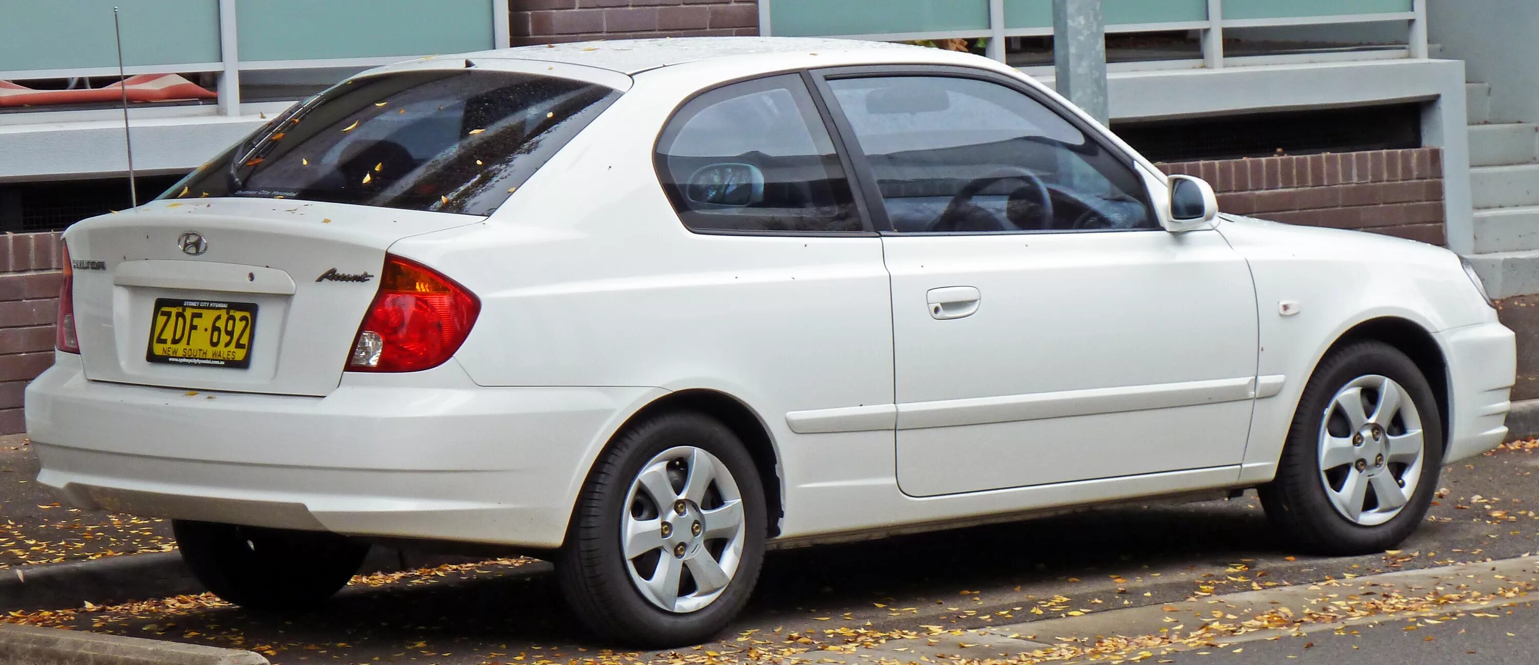 Хендай акцент 2 двери. Hyundai accent 2003 купе. хендай акцент 2006. hyundai accent ii (lc) 1.3 2004. hyundai accent lc 2003.