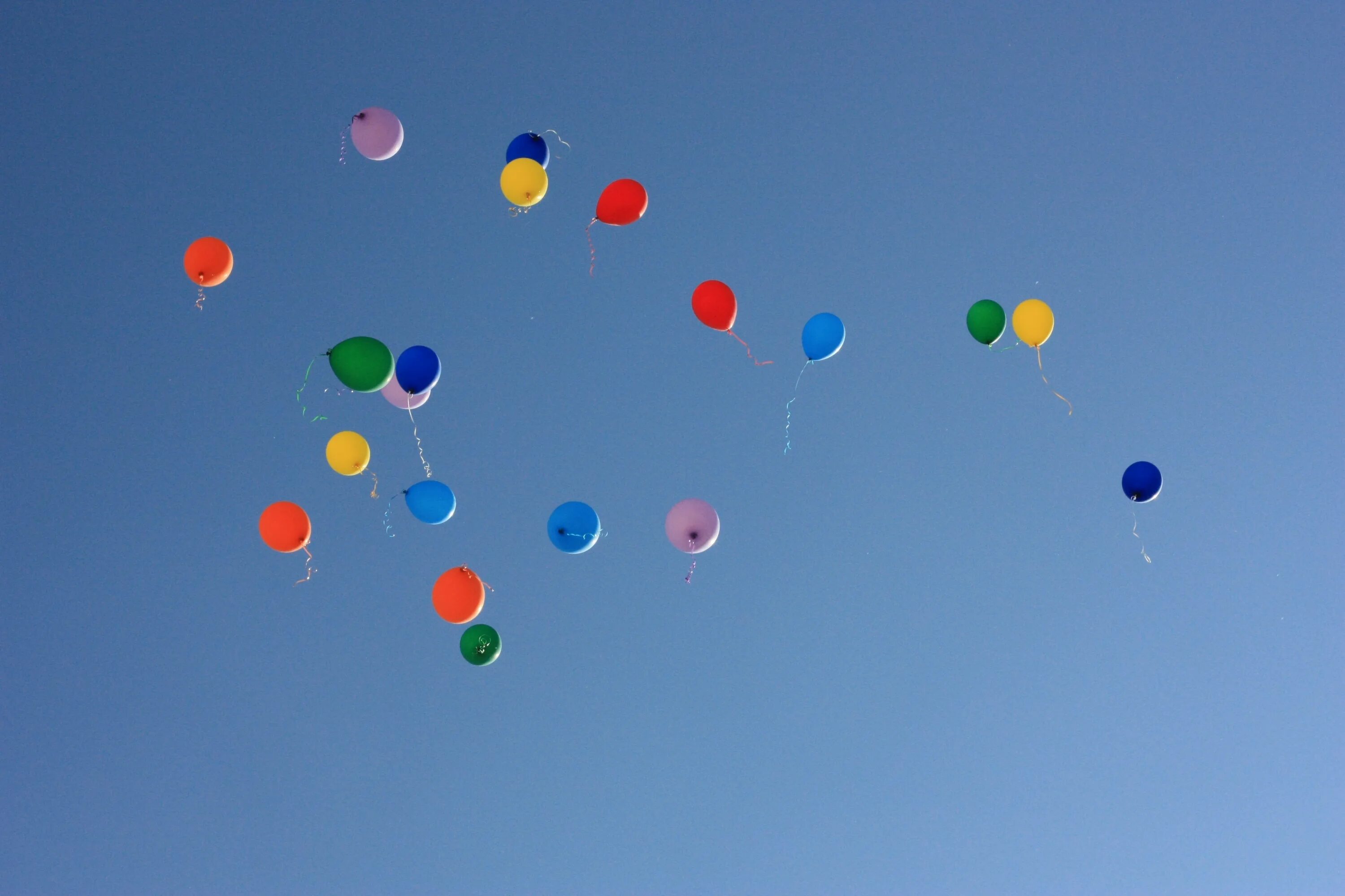 Одноклассники шаров. Воздушные шары. Воздушный шарик. Шарики воздушные картинки. Картинки шариков воздушных.