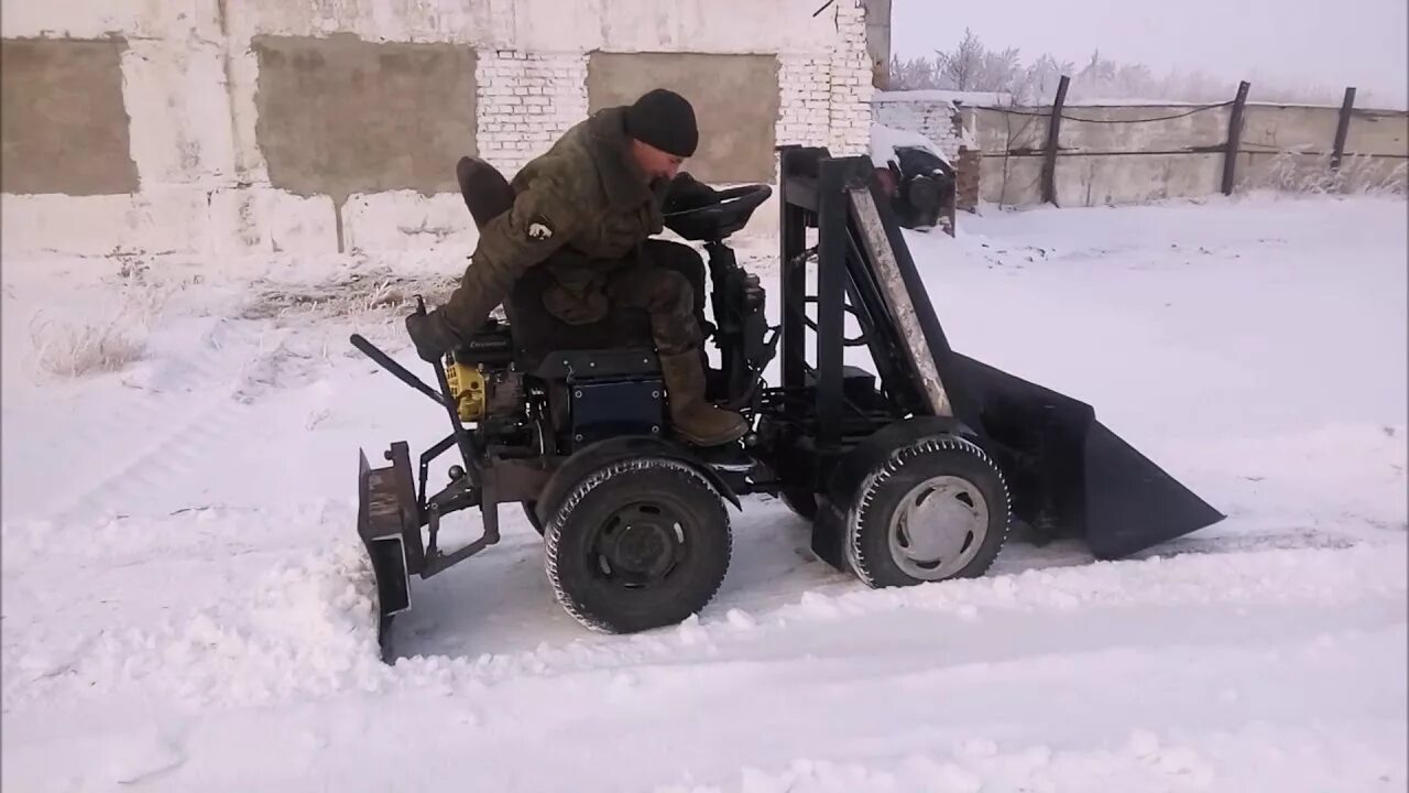 Минипогрузчик переломка 4х4. Самодельный мини погрузчик переломка. Мини погрузчик переломка 4х4 самоделка. Фронтальный погрузчик мини переломка. Мини погрузчик переломка купить