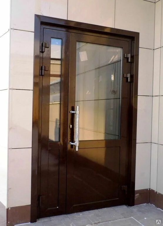 Авито двери со стеклом. Входная алюминиевая дверь КПТ 74. Алюминиевая входная дверь ТП 45. Дверь алюминиевая входная профиль 45мм. Двери КПТ 74 алюминиевые.