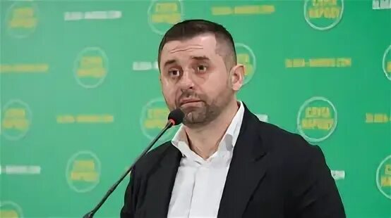 Служа слуге