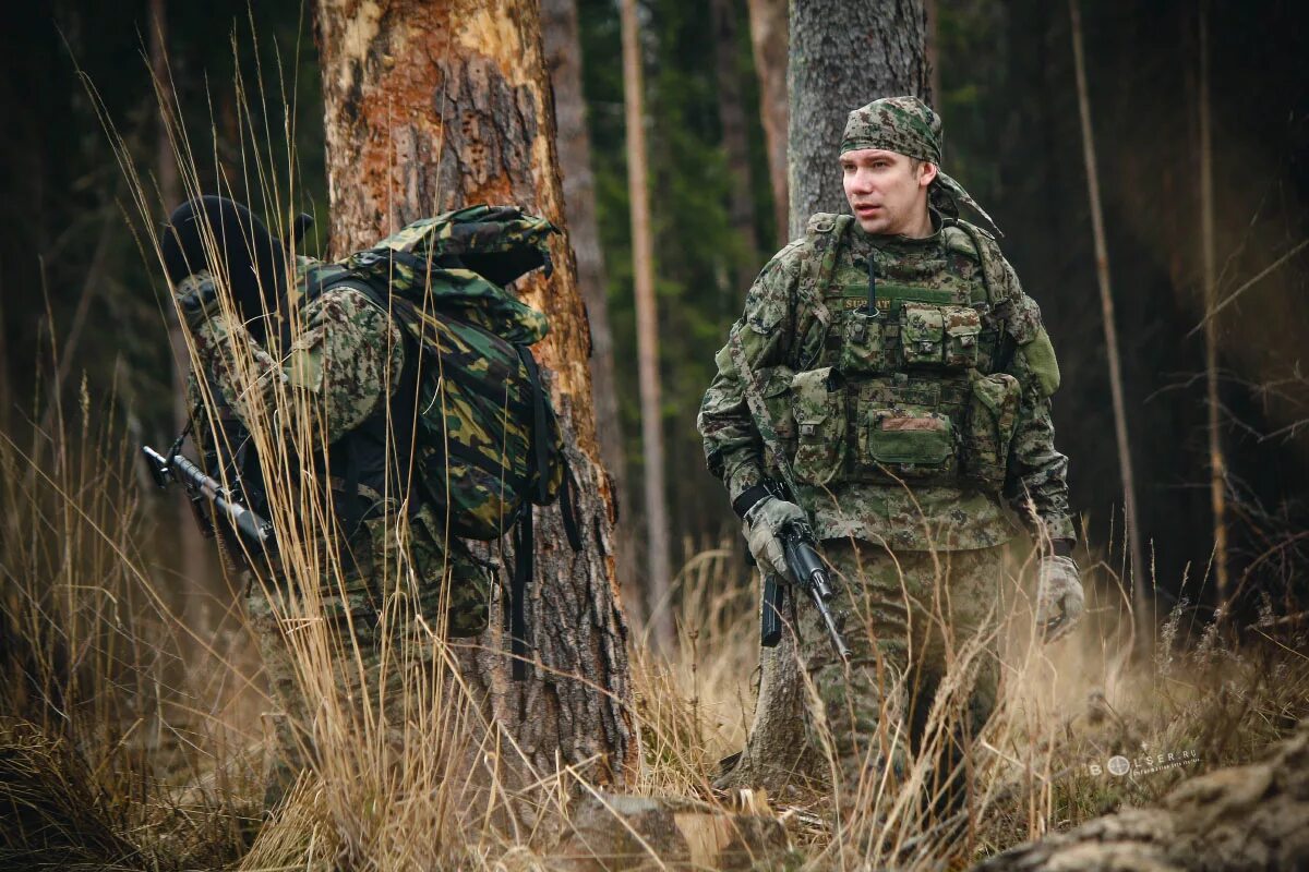 экипировка разведчика спецназ гру. засада пограничная. разведывательные соединения и воинские части. засада пограничная. разведывательные подразделения.