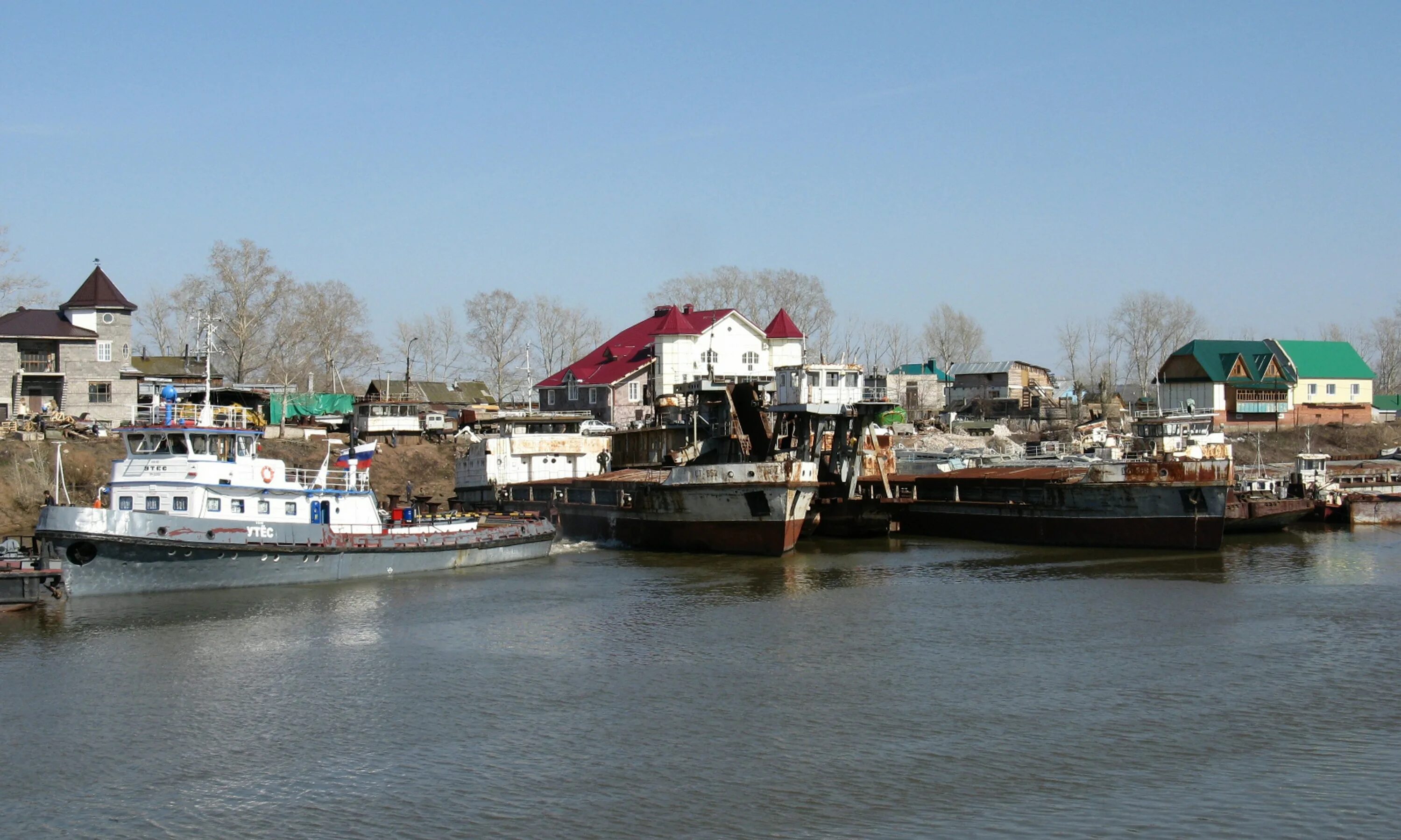 водокачка затон уфа. уфаевридей затон. кузнецовский затон уфа. затон уфа. затон уфа кладбище кораблей.