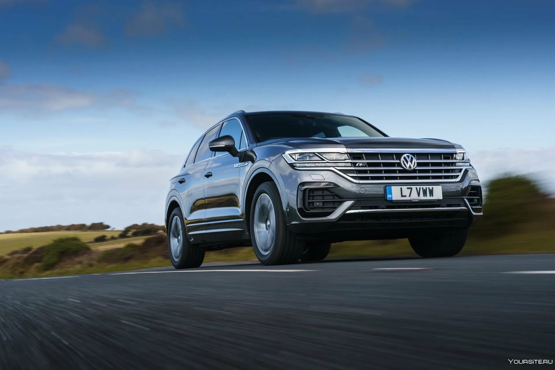 Тест драйв туарег. Фольксваген Туарег 2019. Volkswagen Touareg 2002 Test Drive. Тест драйв Фольксваген Туарег. Touareg 2011 Test Drive.