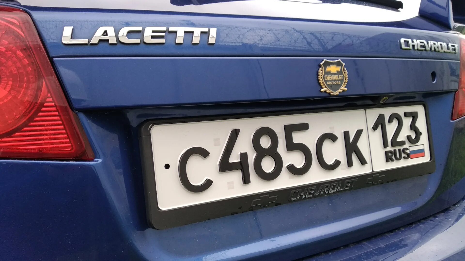 Д на номерах автомобилей. Автомобильные номера. 3д номера. 3d номерные знаки. Д на номерах автомобилей.