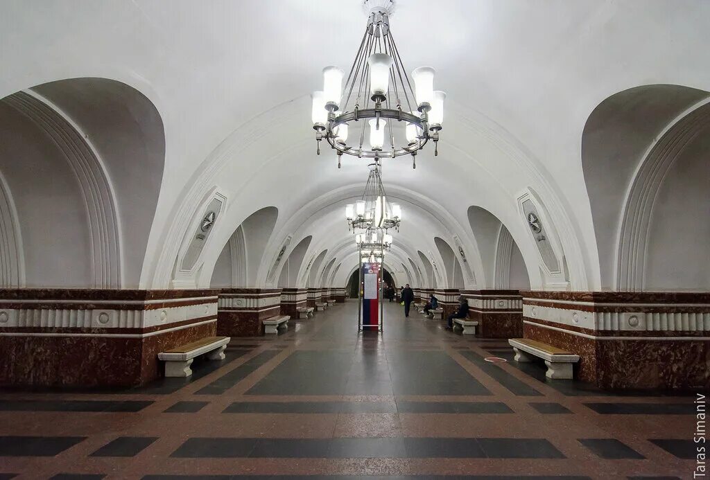 метро фрунзенская 1985. метро фрунзенская сокольнической линии. фрунзенская станция метро москва 1956. фрунзенская после реставрации. фрунзенская (станция метро, москва).