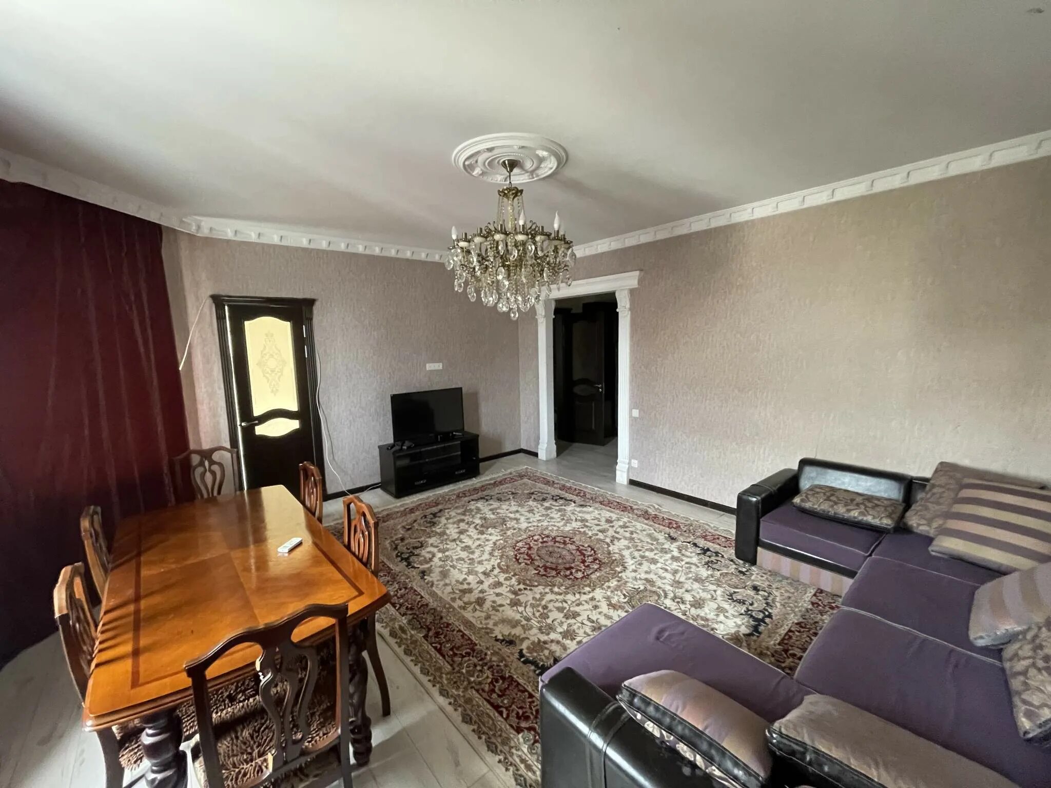 Сниму 2 комнатную махачкале. Булача 17 в махачкале. Снять квартиру махачкала 3 комнатная новом доме пустая на гагарина. Снять квартиру времена года махачкала. В махачкале суточная квартира.