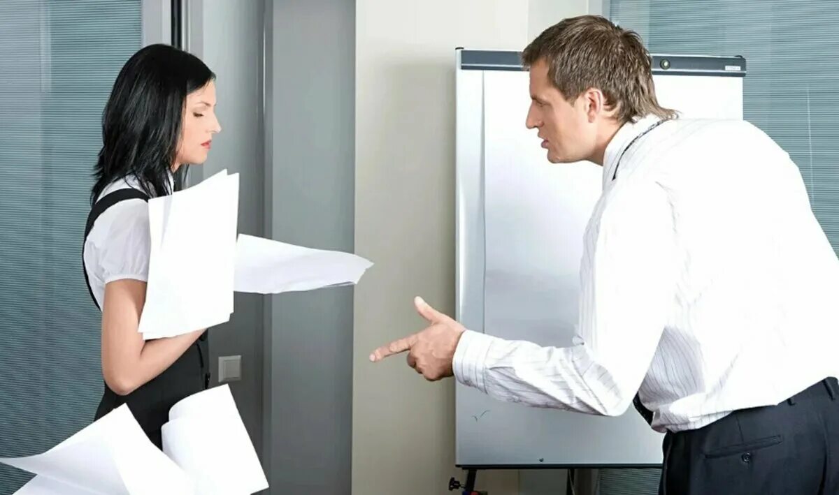 Работник наказывает работодателя
