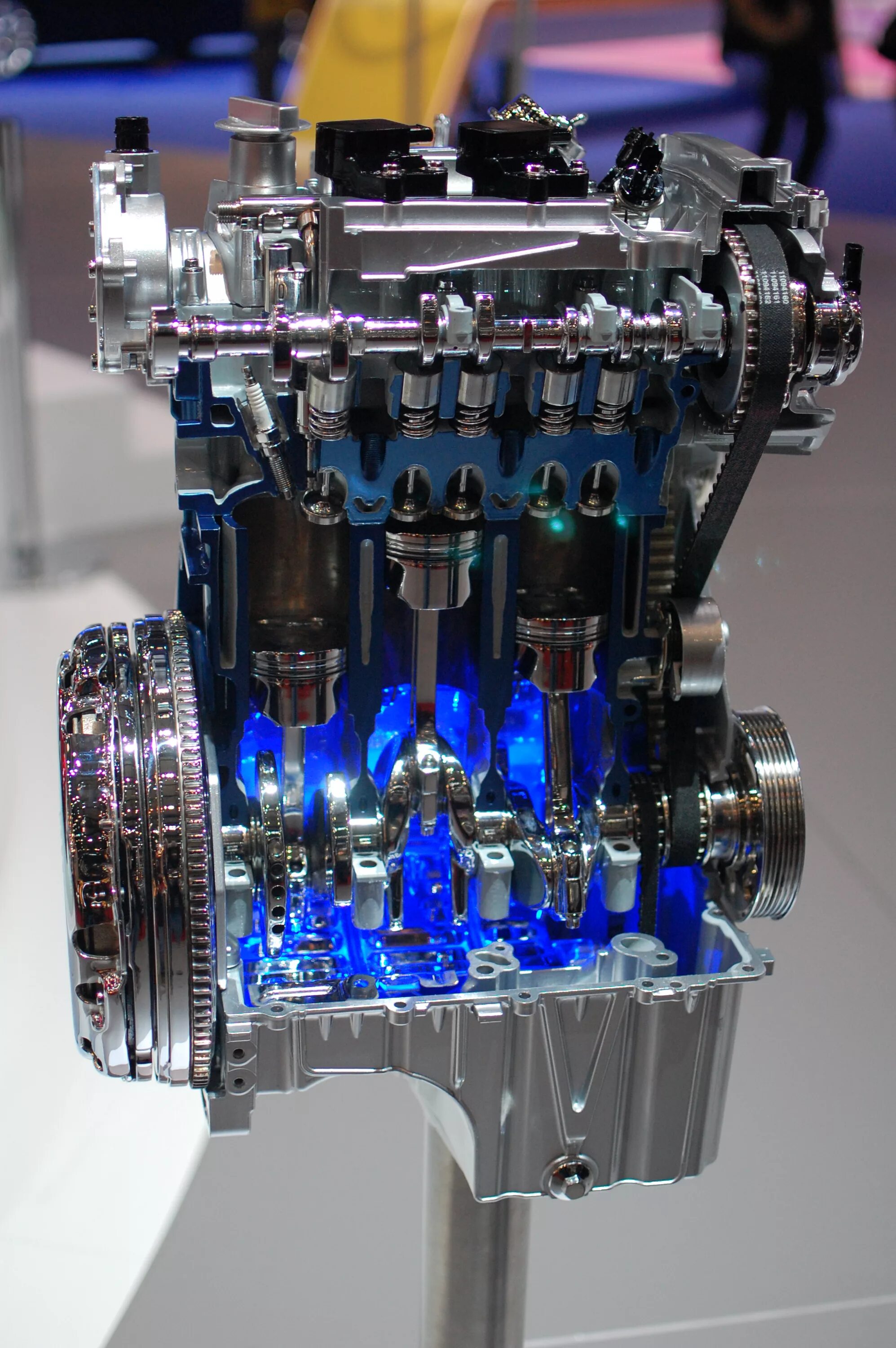 Фотографии двигателя. Ford ECOBOOST. Мотор 1.0 ECOBOOST. Мотор Ford ECOBOOST. Форд экобуст 1.0.