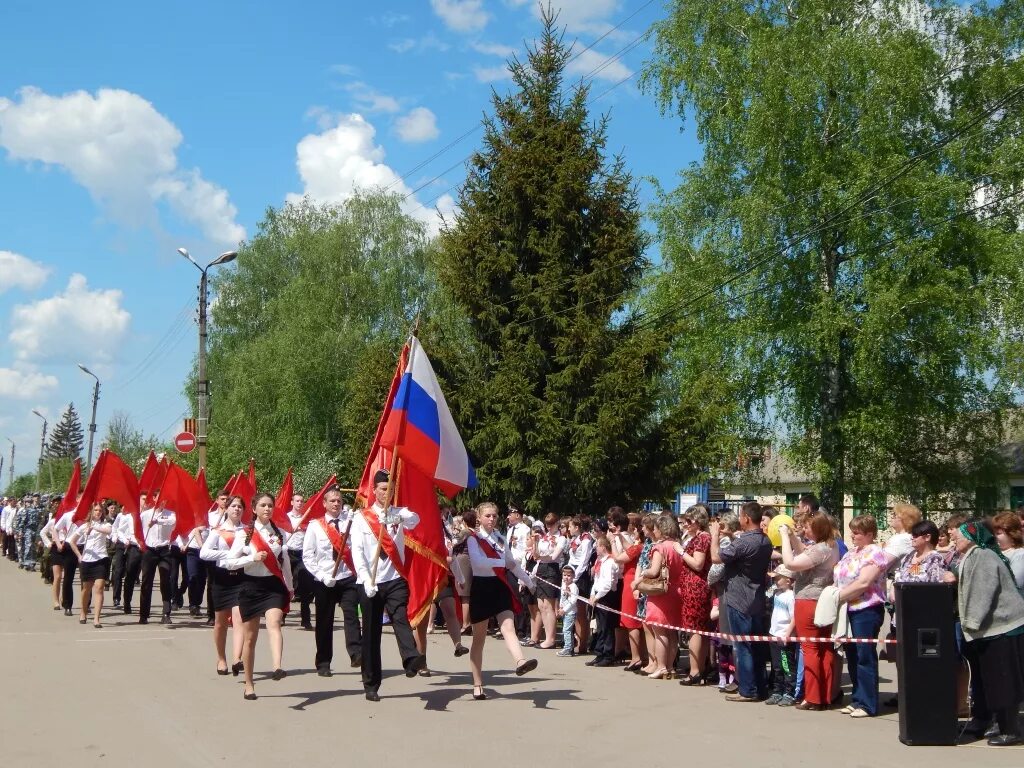 Сайт должанского района орловской области. Администрация Должанского района. Вышнее долгое Должанский район храм. Сайт администрации Должанского района Орловской области. Должанский район Ливны.