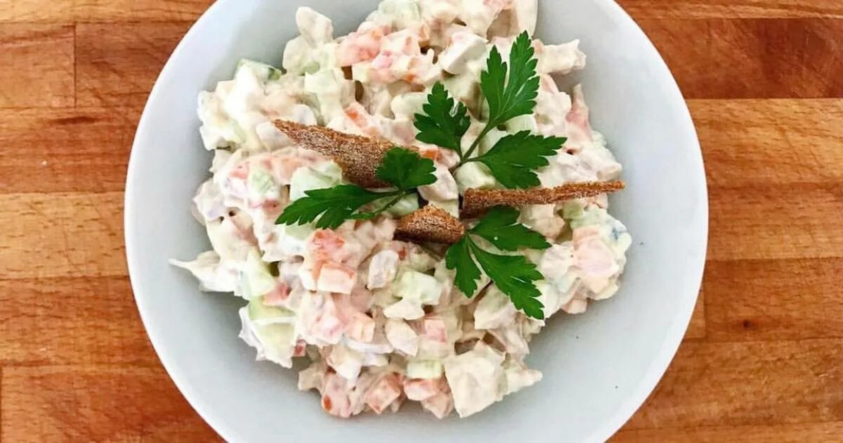 Как вкусно отварить куриную грудку для салата