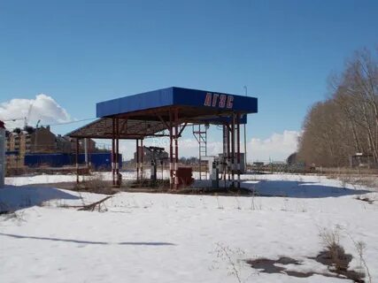 Космонавтов октябрьский