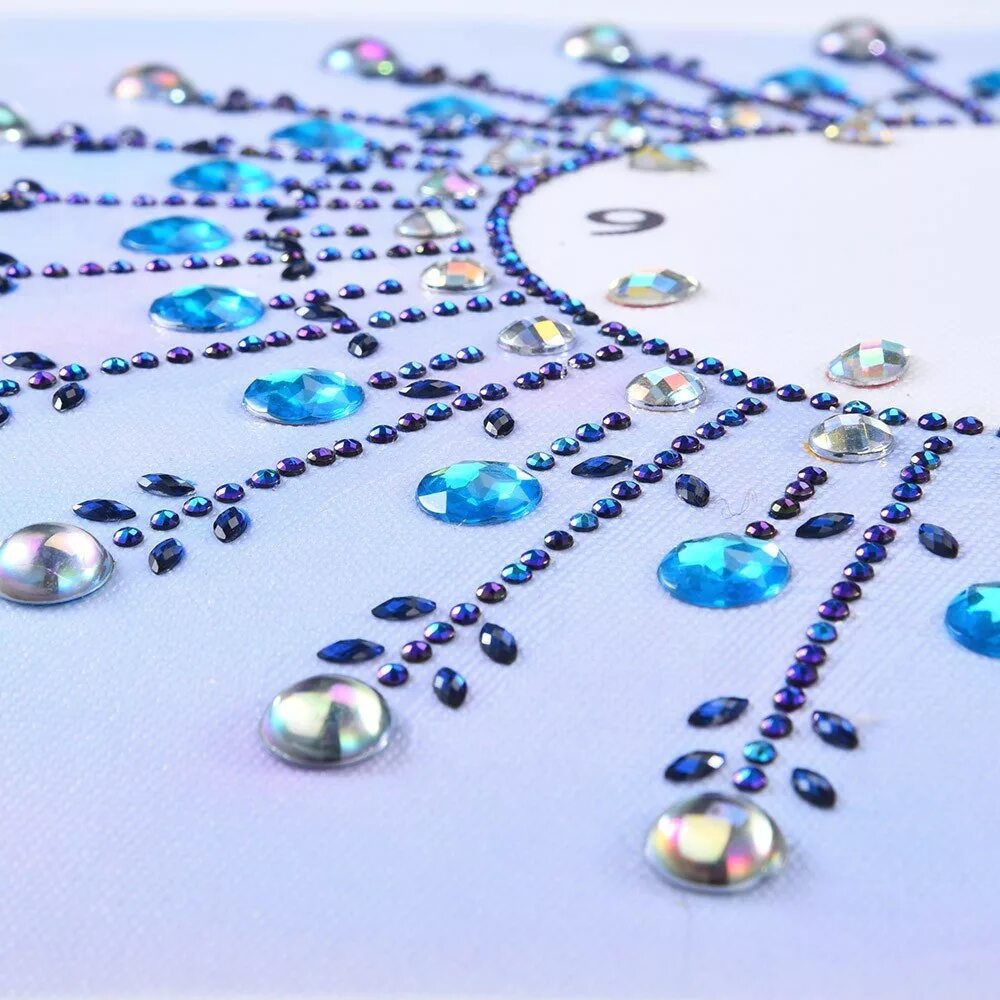 Обои абстракция. Обои с блестками. Серебристые блестки. Алмазная вышивка стеклянными стразами. Розовые бриллианты россыпь.