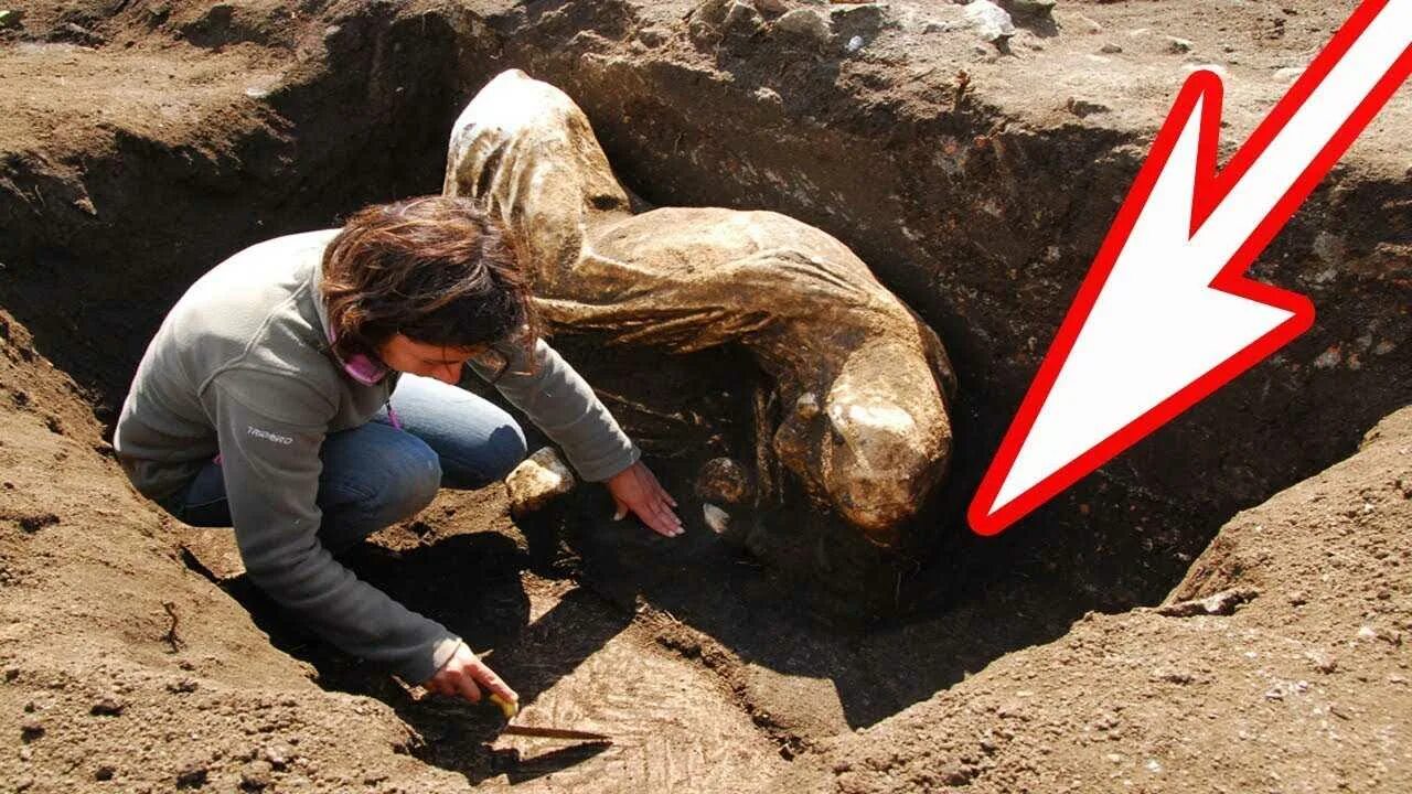 люди живущие под землей. найденный человек под землей. деревня под землей. земля под землей. люди живущие под землей.