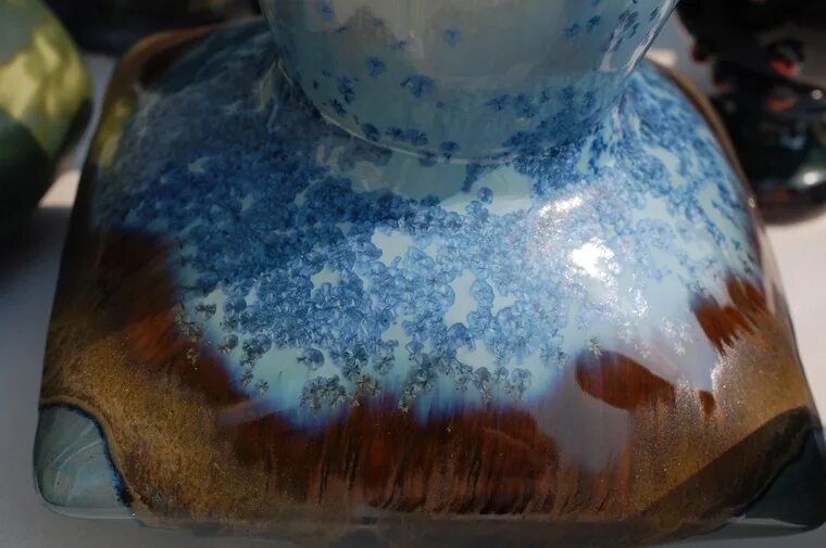 Глазурь для керамики. Эффектарная глазурь. Голубая глазурь. Эффектарные глазури для керамики.