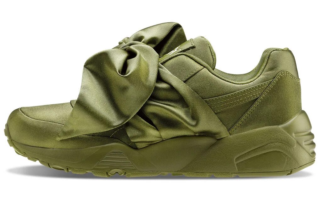 Кроссовки из вьетнама. Кроссовки Puma Fenty Green. Fenty x Puma кроссовки. Puma Fenty кроссовки женские. Puma Fenty зеленые.