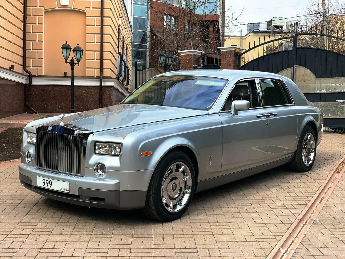 Rolls royce phantom 6. фантом 6. роллс ройс с 6 колесами. Rolls royce phantom 1995. Rolls royce 6 джип 6 колесный.