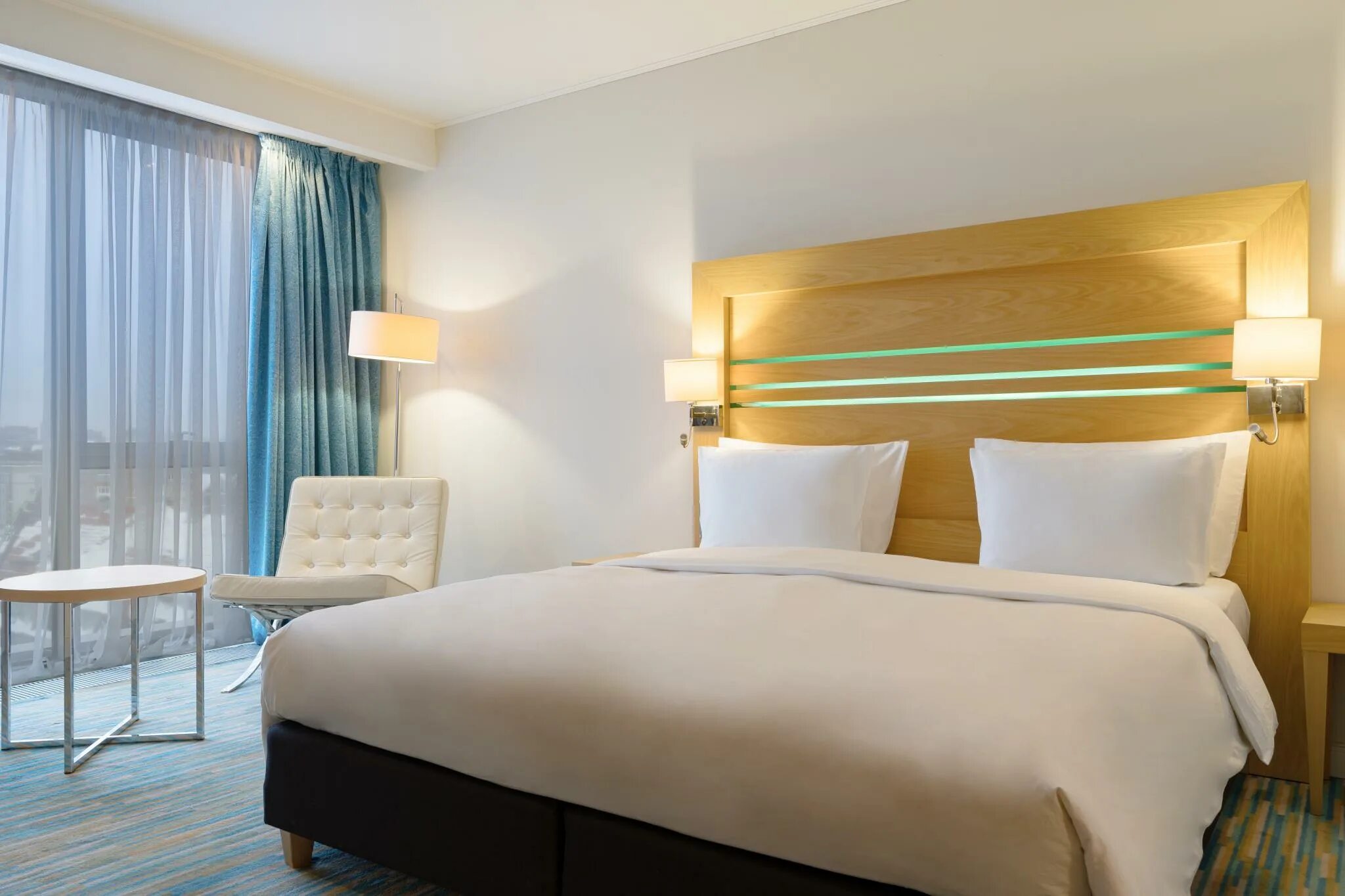 Рэдиссон калининград. Площадь победы 10 калининград рэдиссон. отель radisson blu hotel kaliningrad. radisson blu hotel 4 калининград. radisson blu hotel kaliningrad санузел.