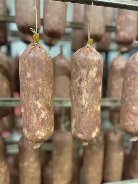 мясокомбинат астрахань. рулет из мяса птицы. деликатесы из морепродуктов. мясные продукты. ооо мясные деликатесы краснодар.