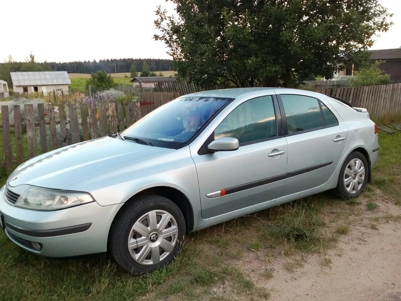 Лагуна 2 универсал дизель. Renault Laguna 2 2001. Renault Laguna 2001. Рено Лагуна 2 2001 год. Рено Лагуна 2 1.9 дизель.