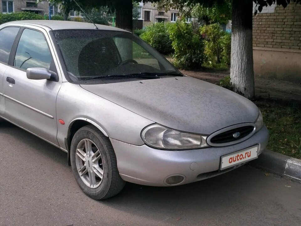 Форд мондео 2000 года. Форд Мондео 2 лифтбек. Ford Mondeo 2000. Форд Мондео 2000г. Форд Мондео 2 лифт бэк 2000.