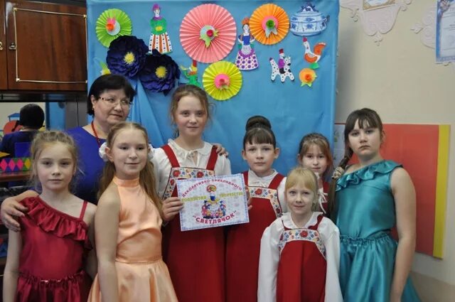 Юго восточный досуговый центр радуга. Поделки на конкурс радуга талантов. Костылев цдт радуга дирск. Сайт цдт радуга. Сайт цдт радуга.