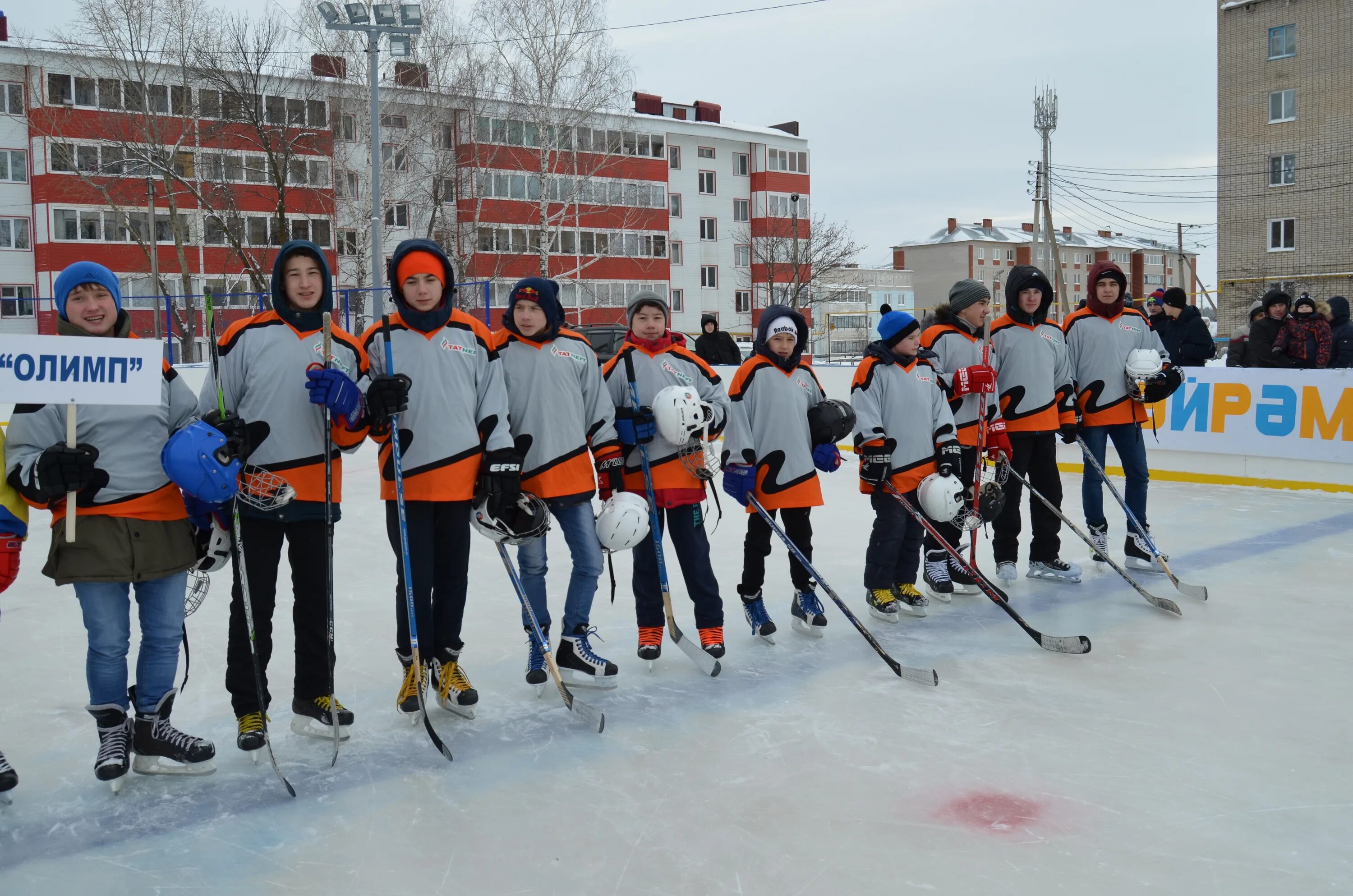 Погода татарстан 2 недели. Пгт Актюбинский. Конно-спортивная школа НГДУ «Азнакаевскнефть», пгт. Актюбинский. Пгт Актюбинский Татарстан. Фотоархив пгт Актюба Азнакаевского района.