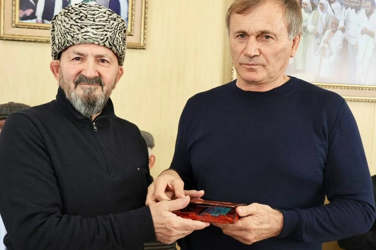 Выступление мухтарпаша умаханова. Умаханов камильпаша дарбишевич. мухтарпаша умаханов. мероприятие 15 февраля в казбековском районе дагестана.
