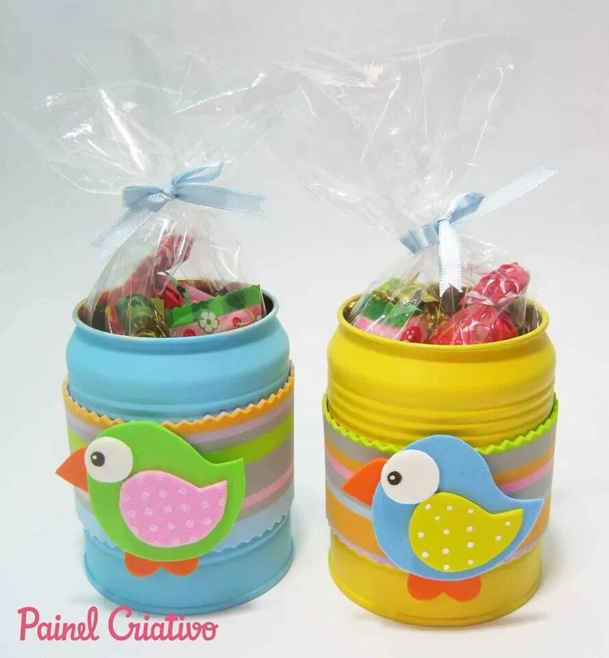 полезные поделки для дома. декор стеклянных баночек. поделки своими руками для дома. украшение стеклянной банки пластилином. поделки из баночных крышек.