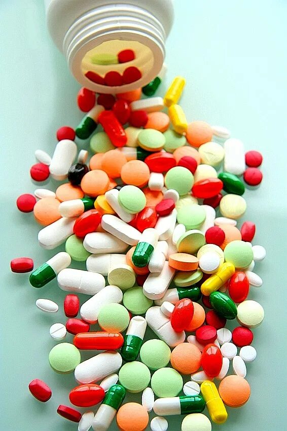 Акция по сбору медикаментов. Утилизация лекарственных средств. Контейнеры для просроченных лекарств. Уничтожение лекарственных препаратов с истекшим сроком годности. Таблетки.