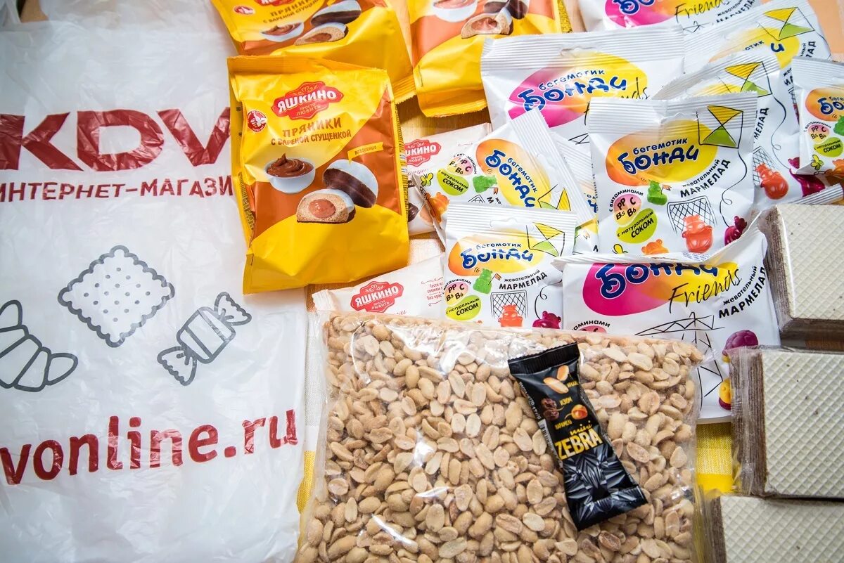 Кдв интернет магазин улан. Кдв. продукты кдв. яшкино продукция. кдв ассортимент продукции.