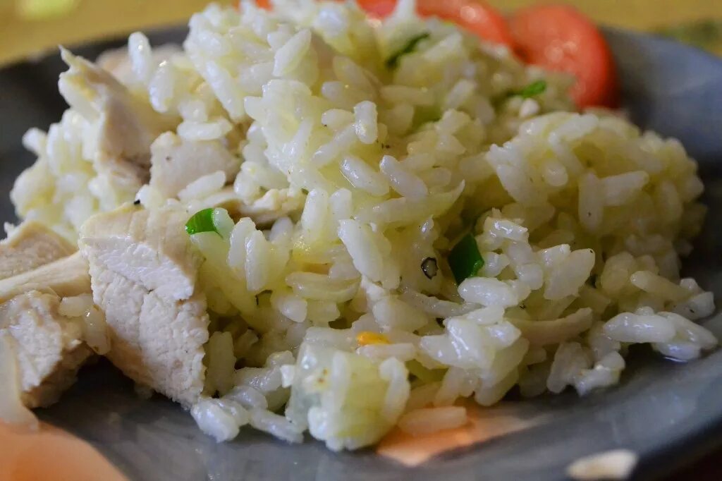 Рис с овощами. Рис с курицей. Рис отварной с овощами. Рис с овощами и курицей.