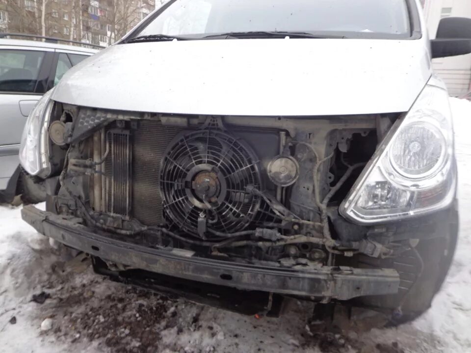 Решил снять промыть интеркуллер - Hyundai H-1 (2G), 2,5 л, 2009 года своими рука