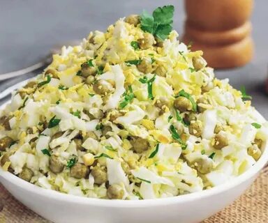 Салат капуста сыр горошек
